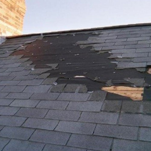 How Roof Tarps Help After Severe Weather