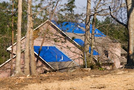 Emergency Tarp Installation Thumbnail
